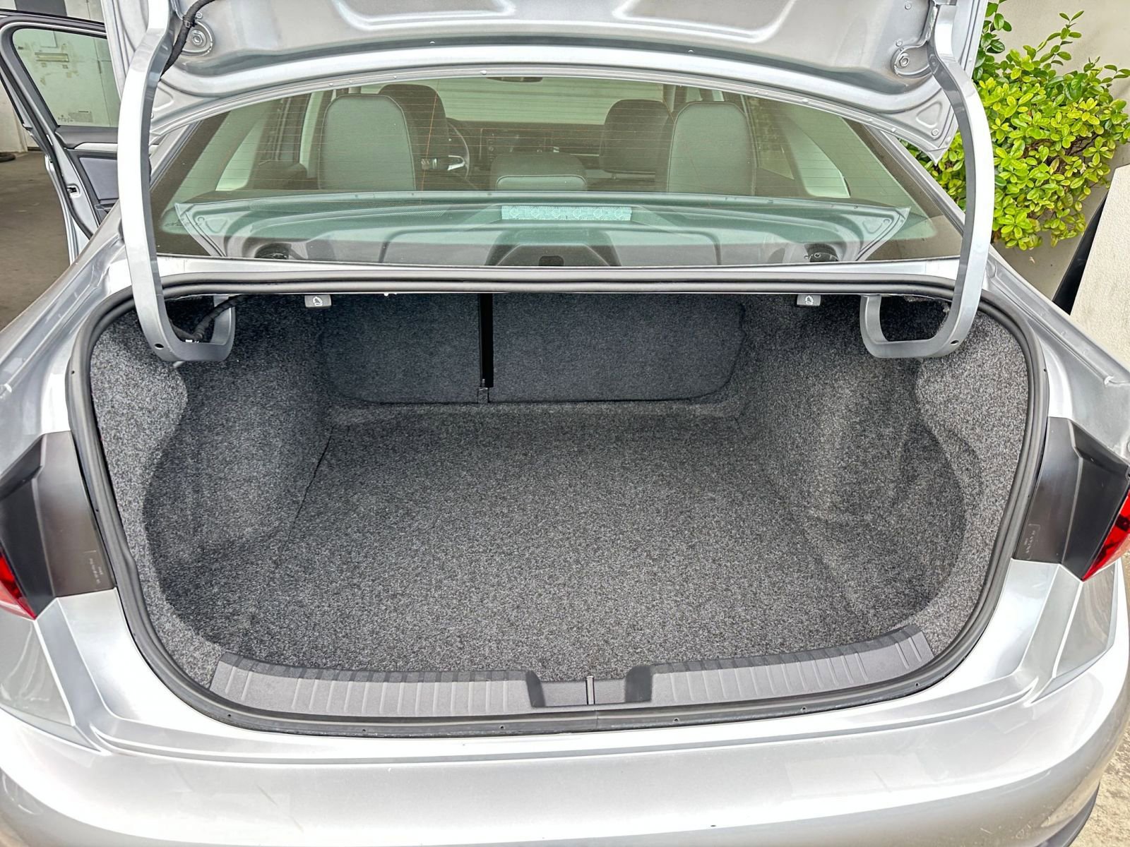 Thumbnail: 2025 Volkswagen Jetta - 31