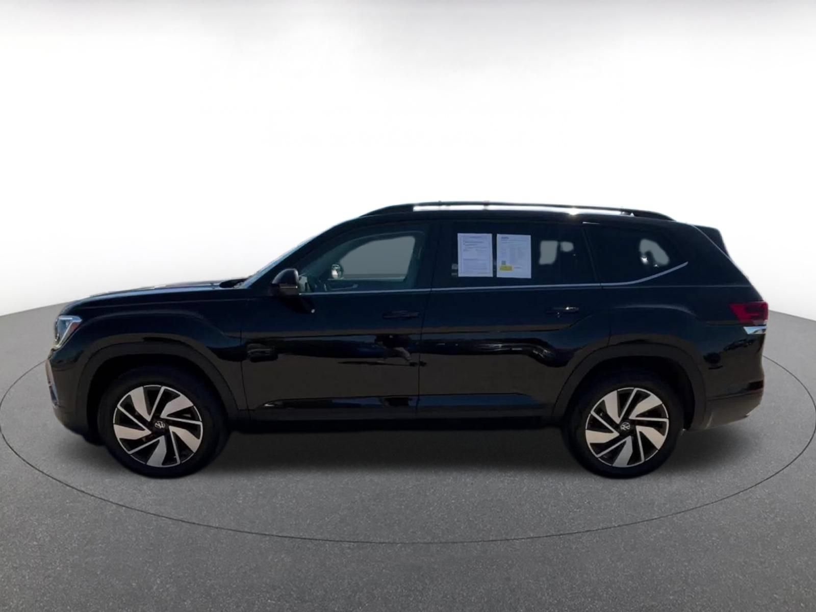 Thumbnail: 2026 Volkswagen Atlas - 9