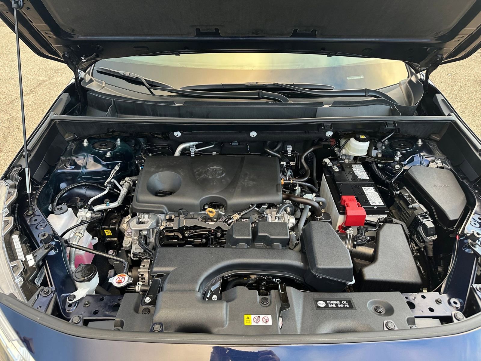 Thumbnail: 2025 Toyota RAV4 - 33