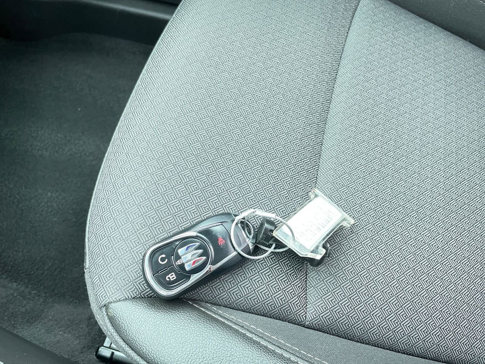 Thumbnail: 2025 Buick Encore GX - 22