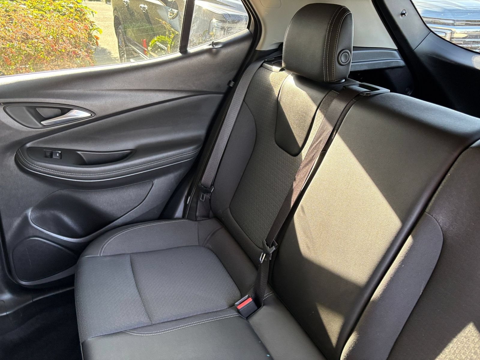 2025 Buick Encore GX Preferred - Photo 38