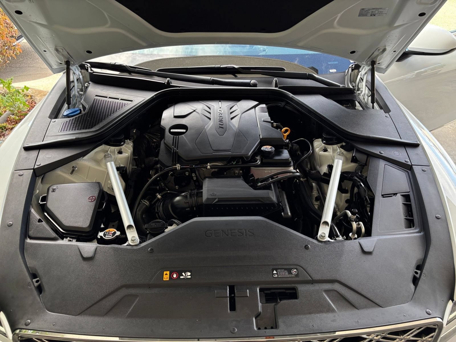 Thumbnail: 2026 Genesis G80 - 33