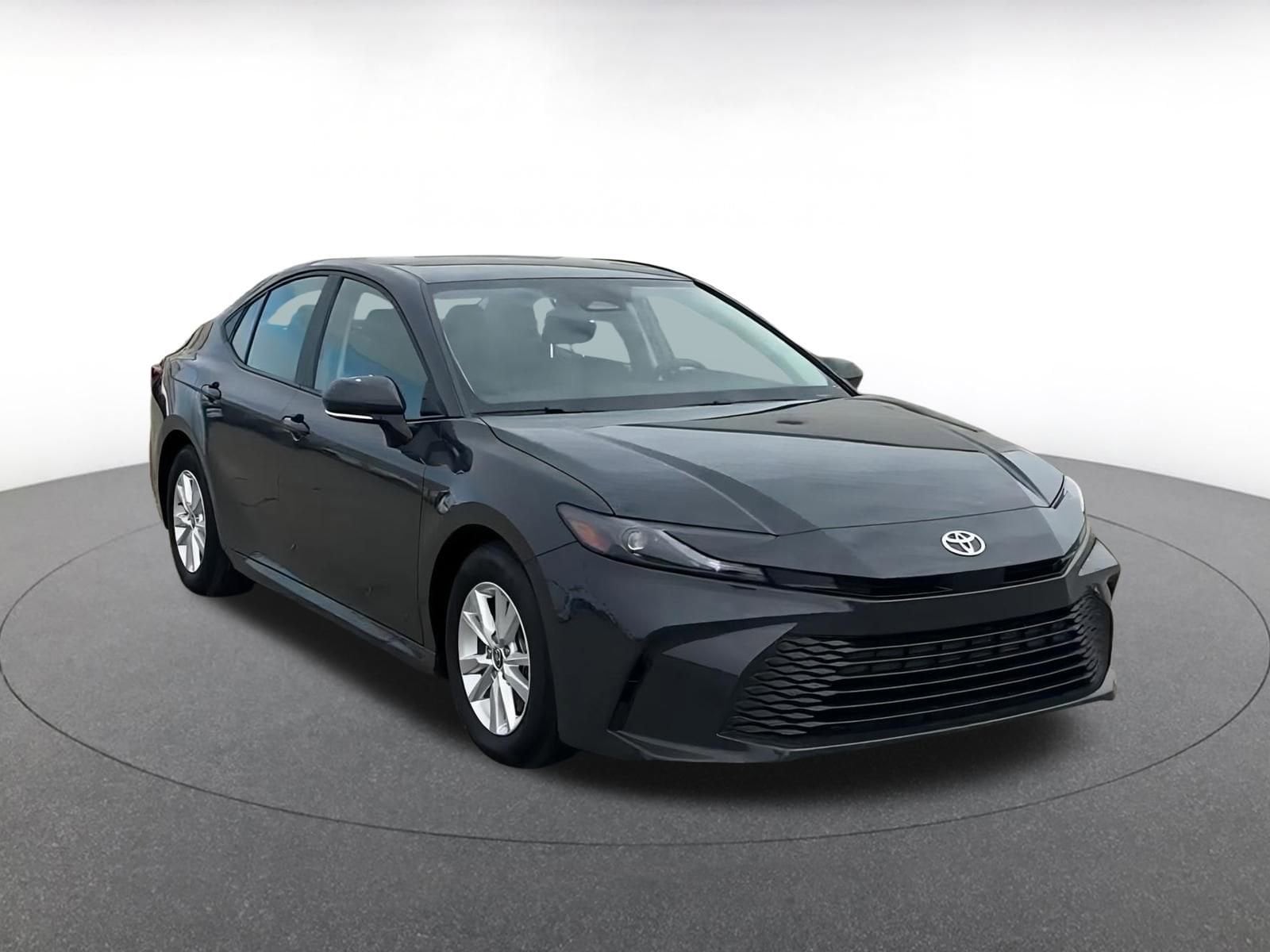 Thumbnail: 2025 Toyota Camry - 3