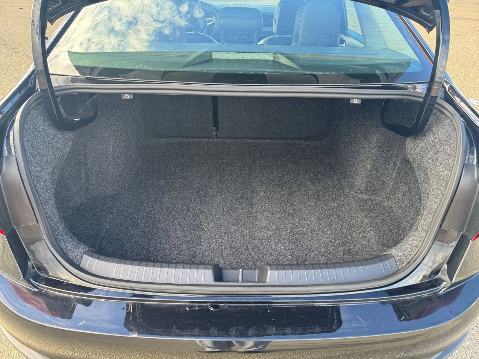 Thumbnail: 2025 Volkswagen Jetta - 31