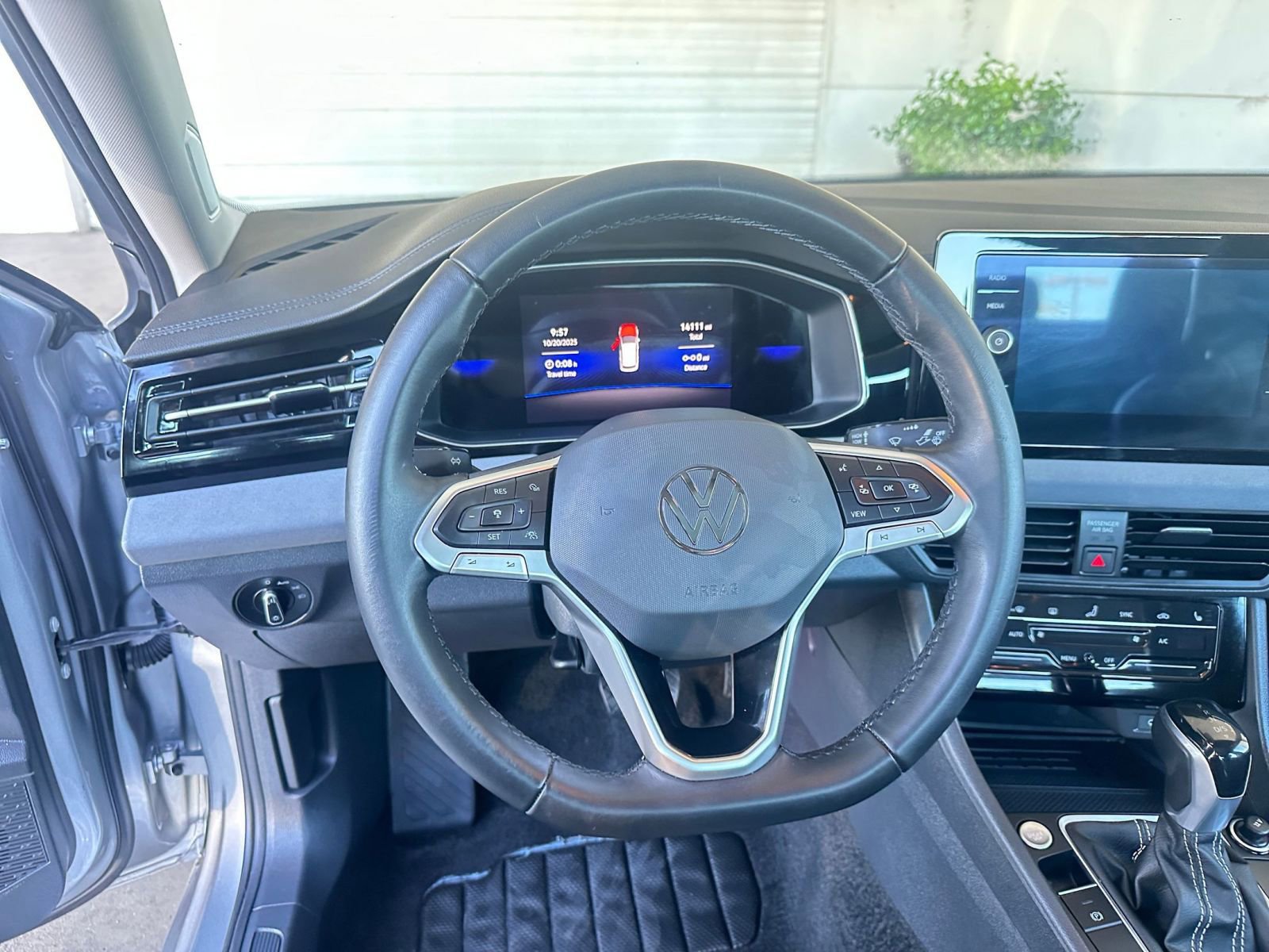 Thumbnail: 2025 Volkswagen Jetta - 28