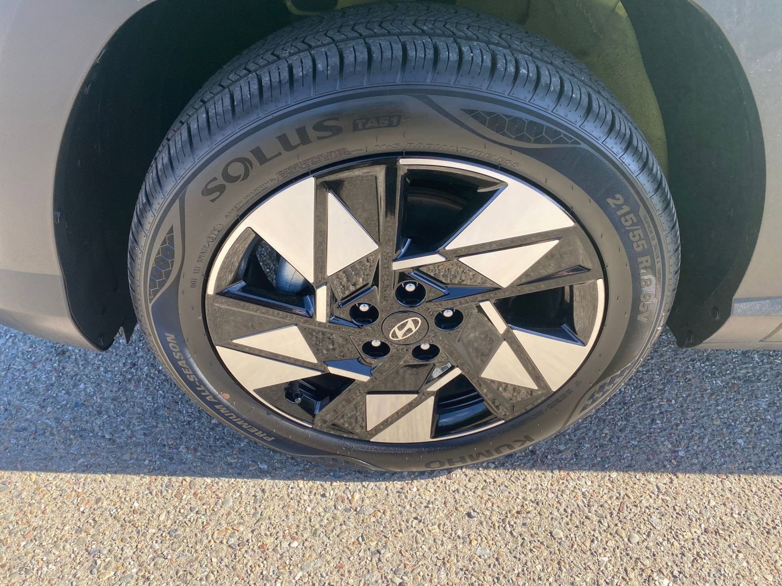 Thumbnail: 2025 Hyundai Kona - 30