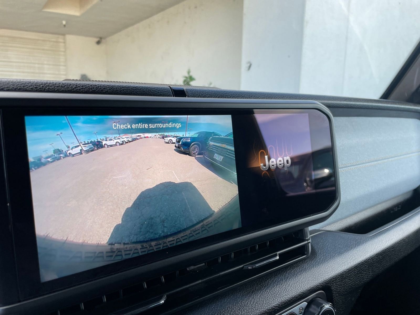 Thumbnail: 2025 Jeep Wrangler - 23