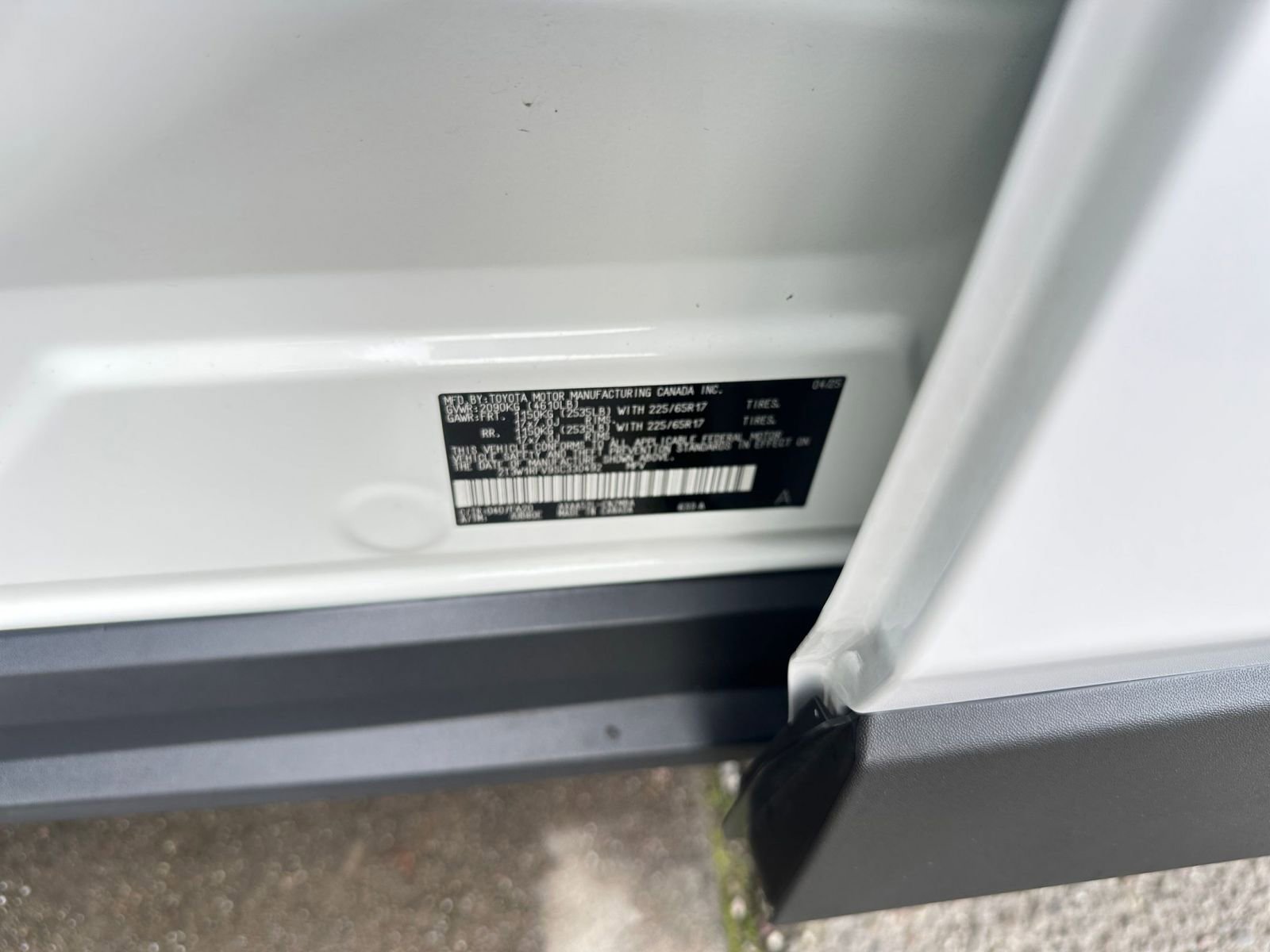 Thumbnail: 2025 Toyota RAV4 - 29