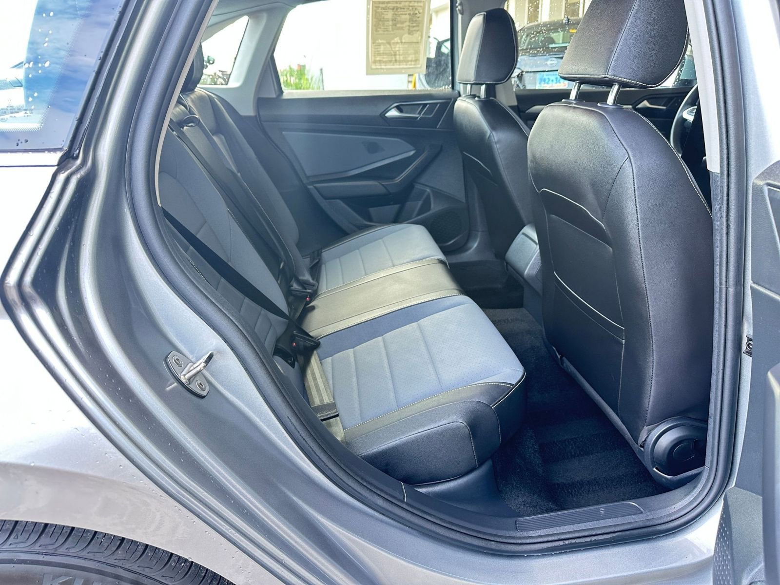 Thumbnail: 2025 Volkswagen Jetta - 25