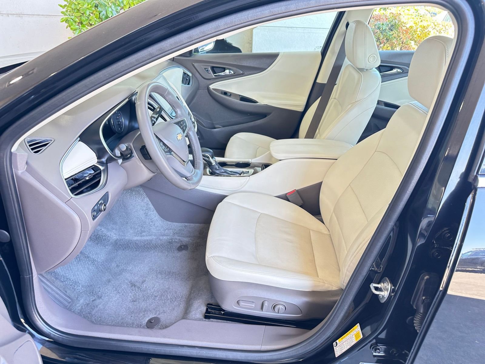 Thumbnail: 2024 Chevrolet Malibu - 27