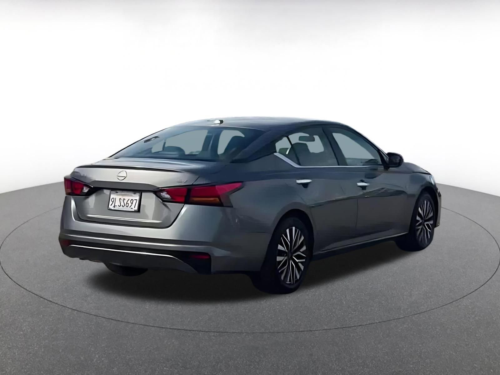 Thumbnail: 2024 Nissan Altima - 12