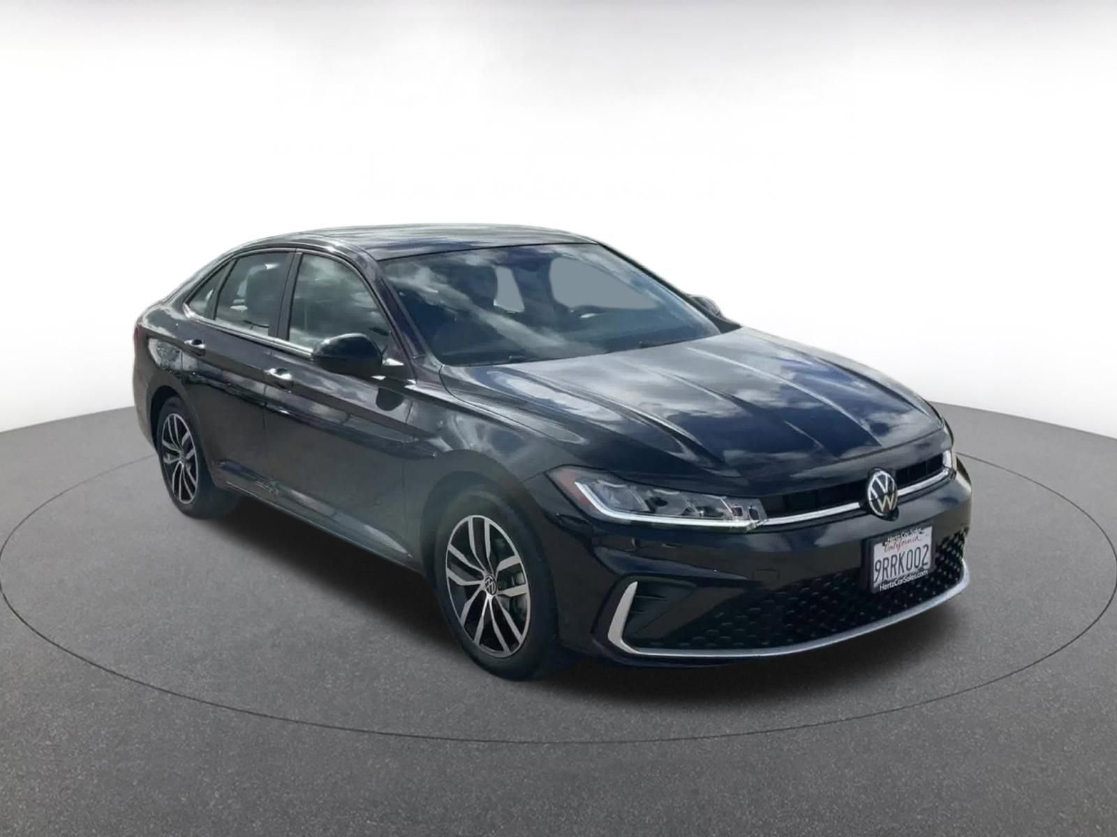 Thumbnail: 2025 Volkswagen Jetta - 3