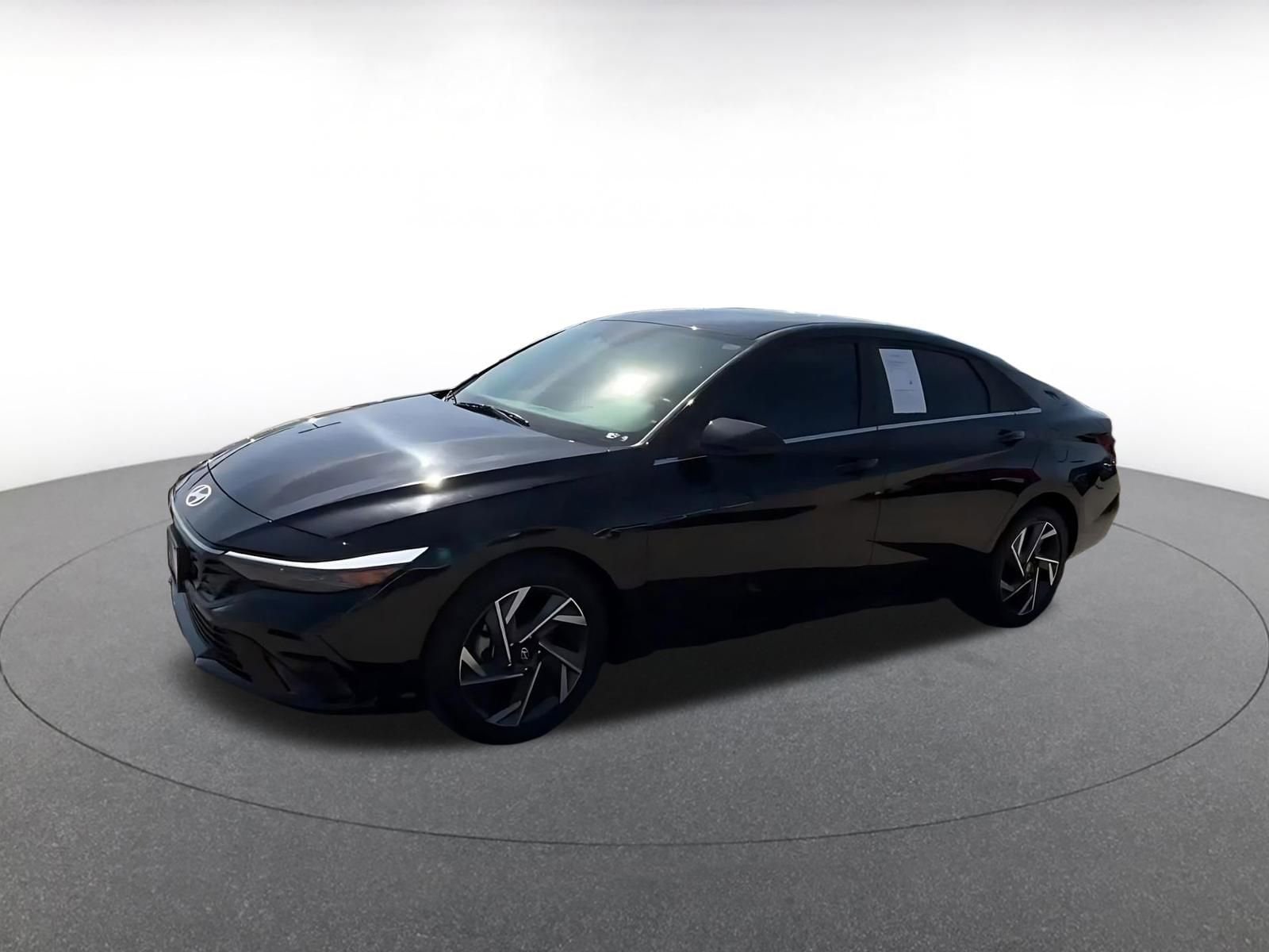 Thumbnail: 2025 Hyundai Elantra - 8