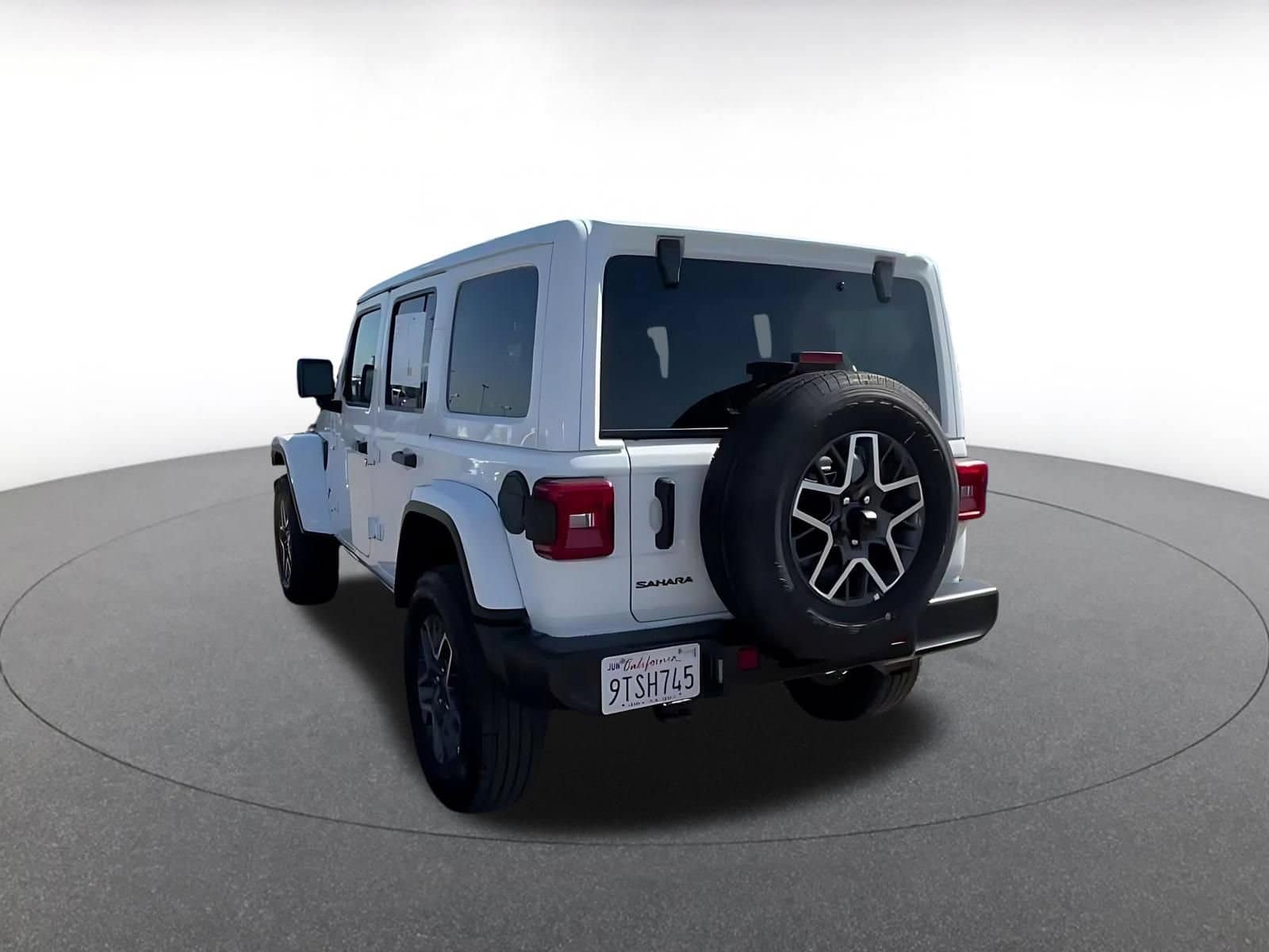 Thumbnail: 2025 Jeep Wrangler - 10