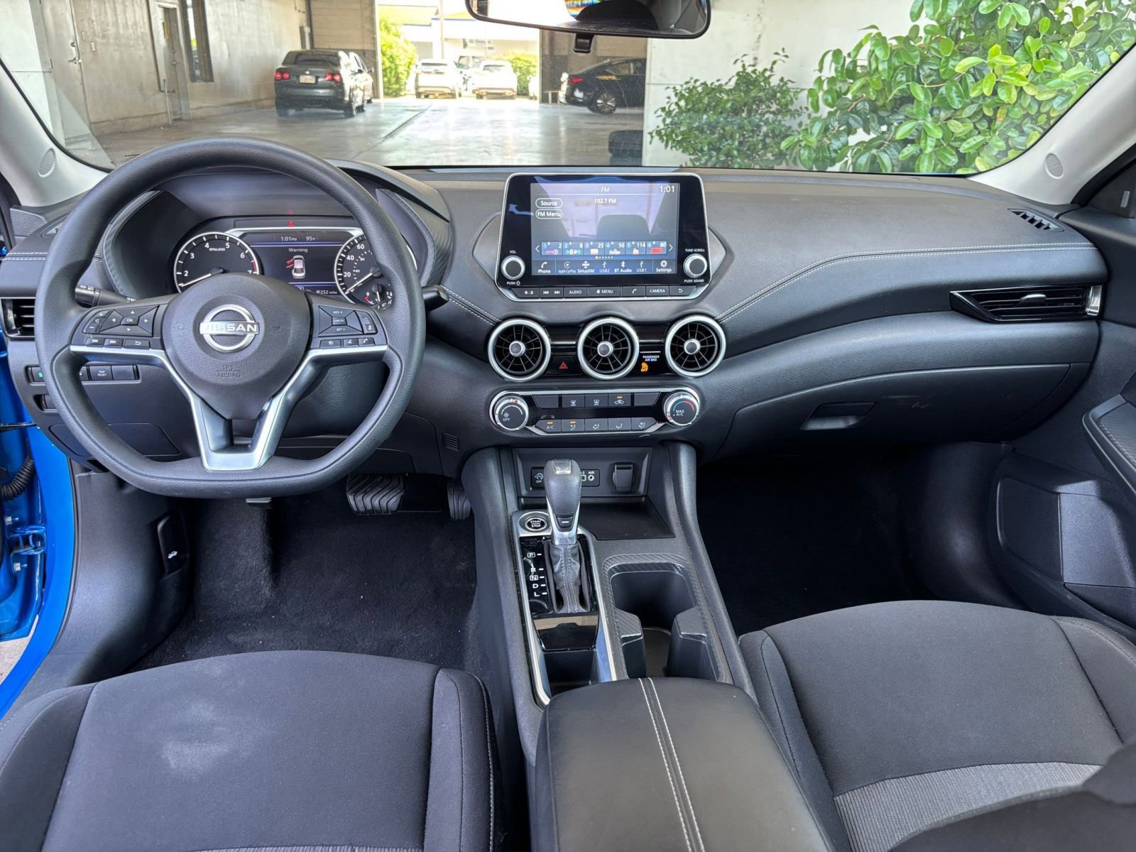 Thumbnail: 2025 Nissan Sentra - 32