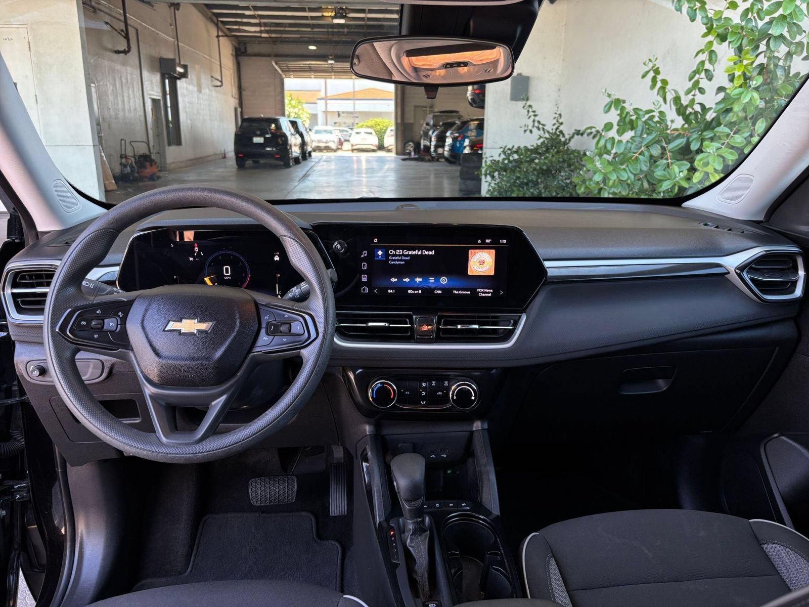 Thumbnail: 2025 Chevrolet TrailBlazer - 32