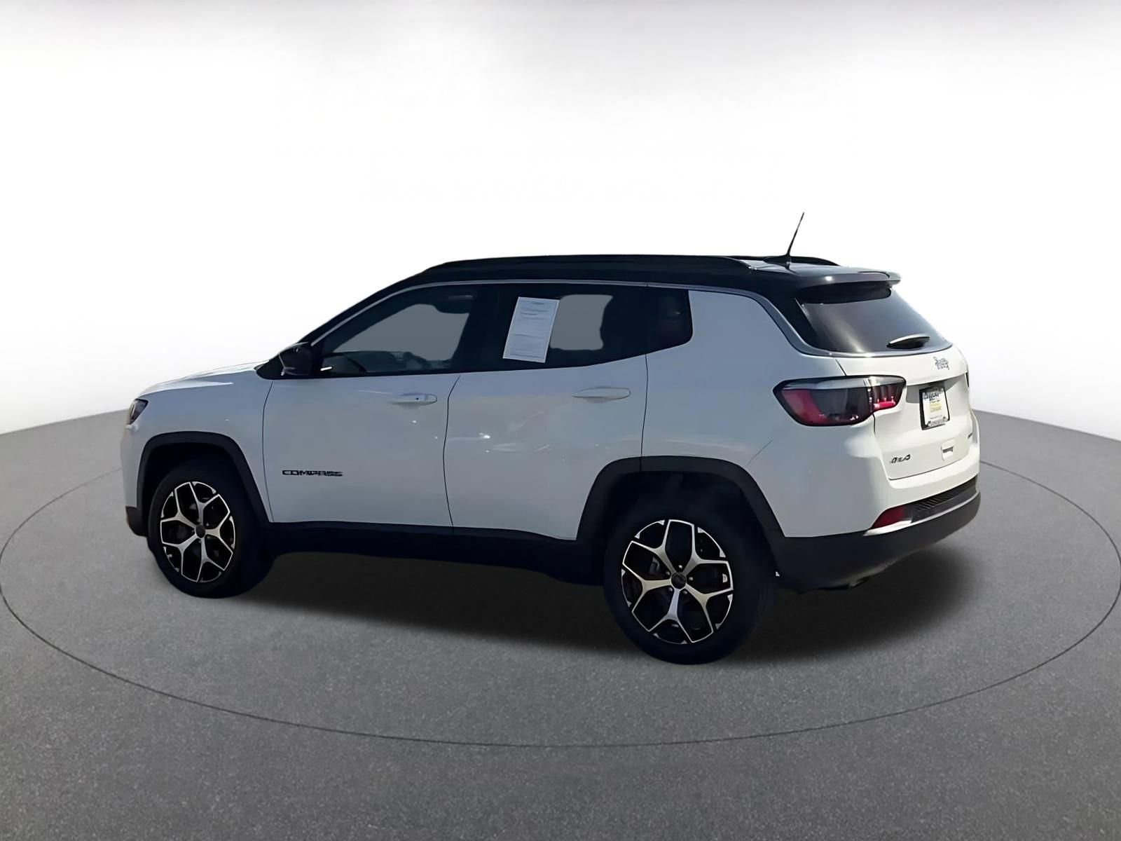 Thumbnail: 2025 Jeep Compass - 10