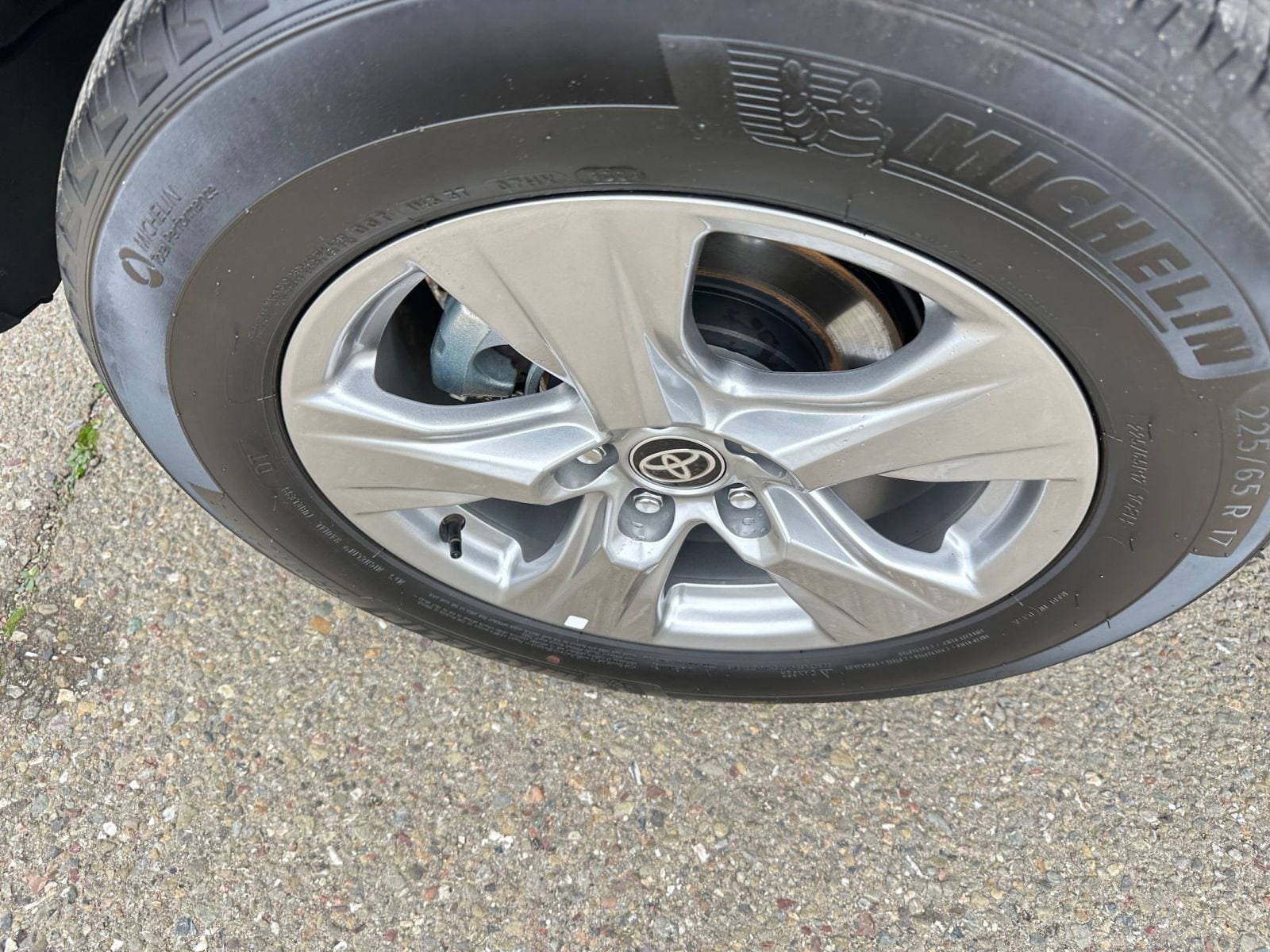 Thumbnail: 2025 Toyota RAV4 - 30