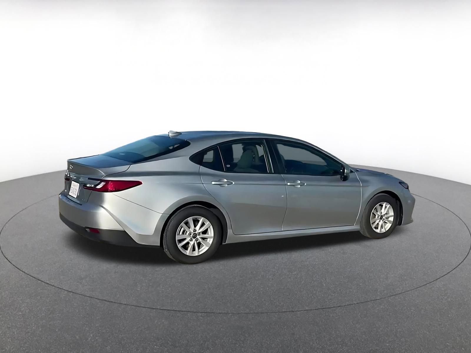 Thumbnail: 2025 Toyota Camry - 14