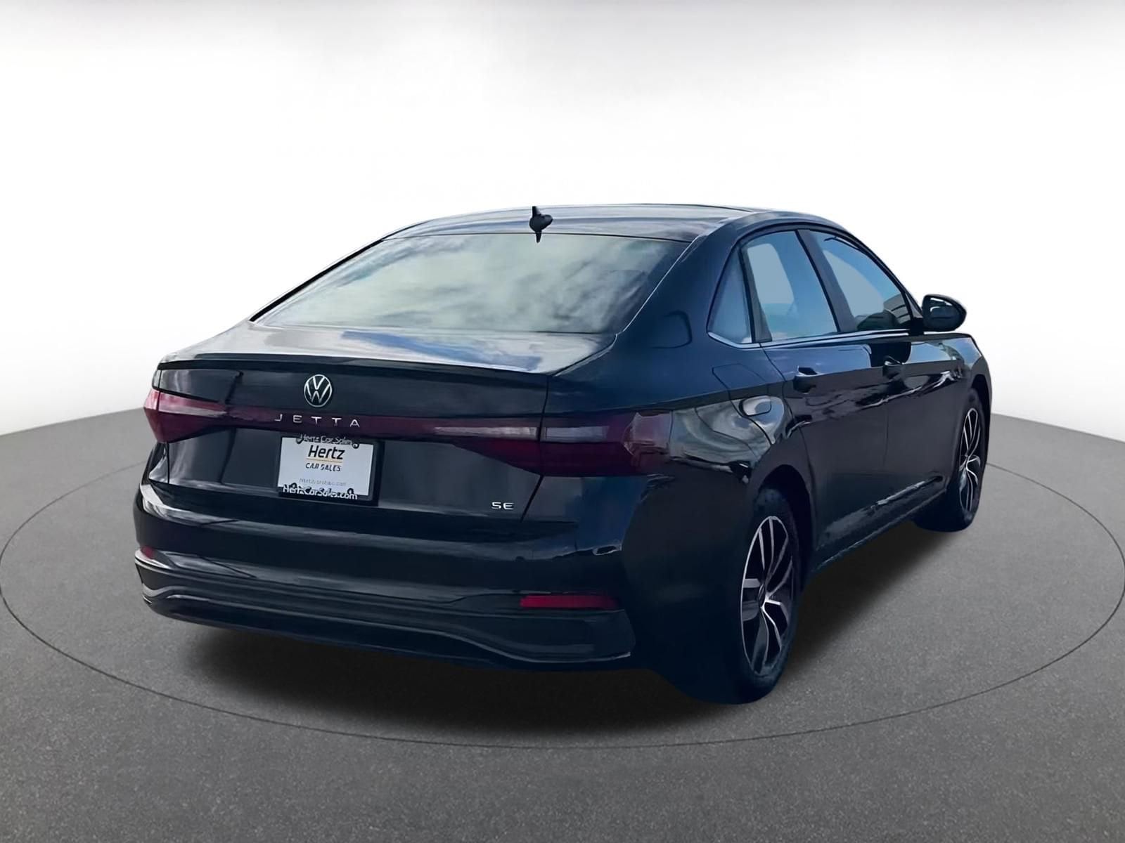 Thumbnail: 2025 Volkswagen Jetta - 15