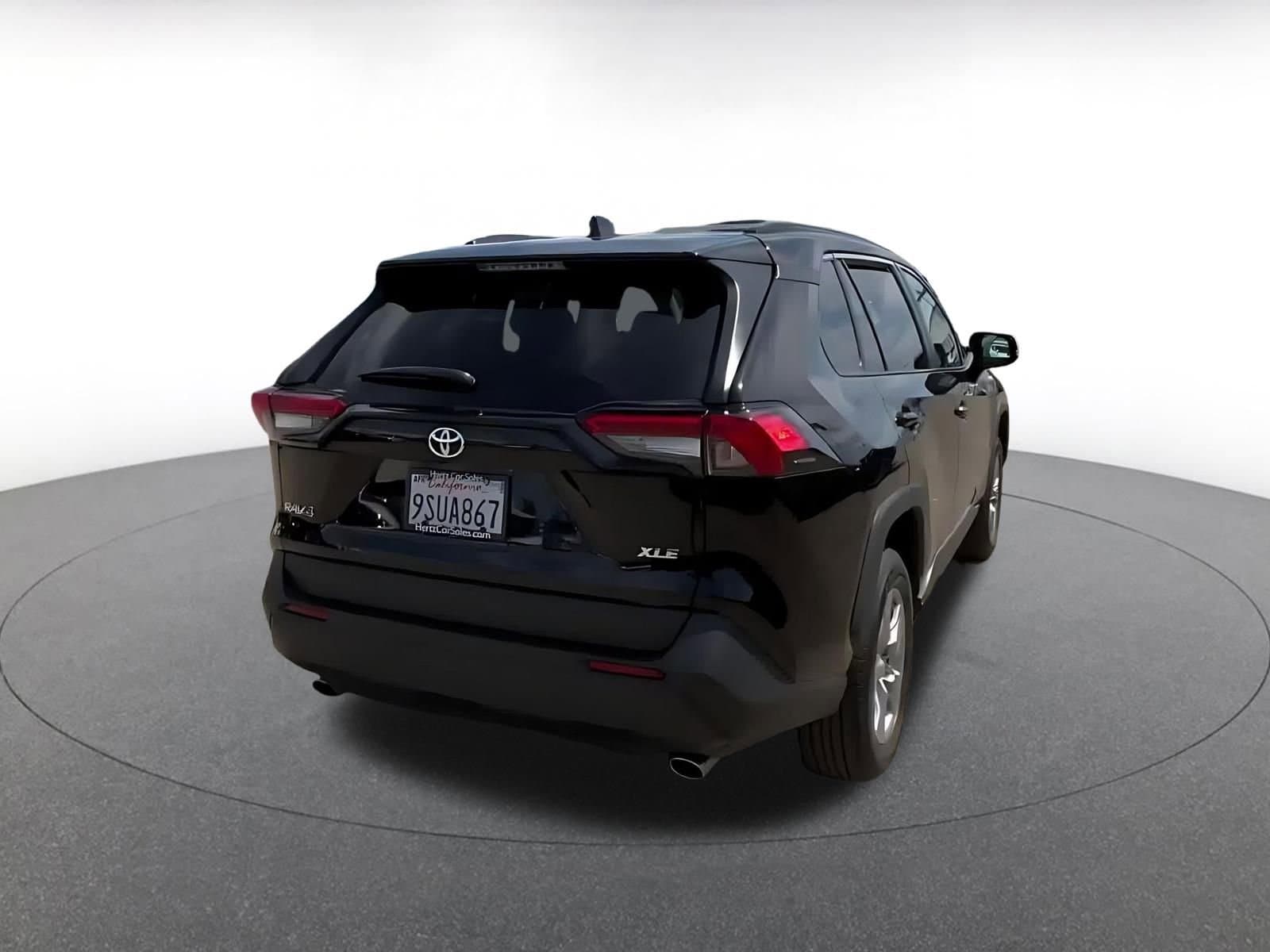 Thumbnail: 2025 Toyota RAV4 - 14