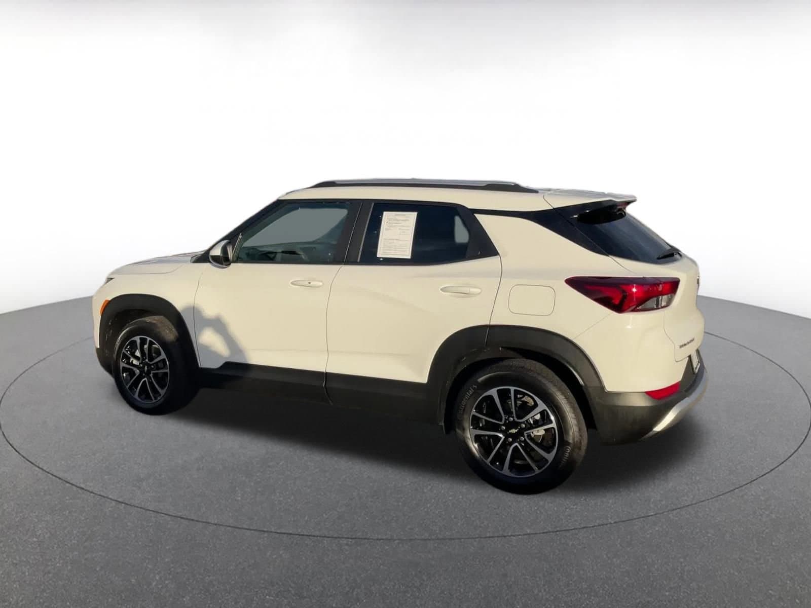 Thumbnail: 2025 Chevrolet TrailBlazer - 10