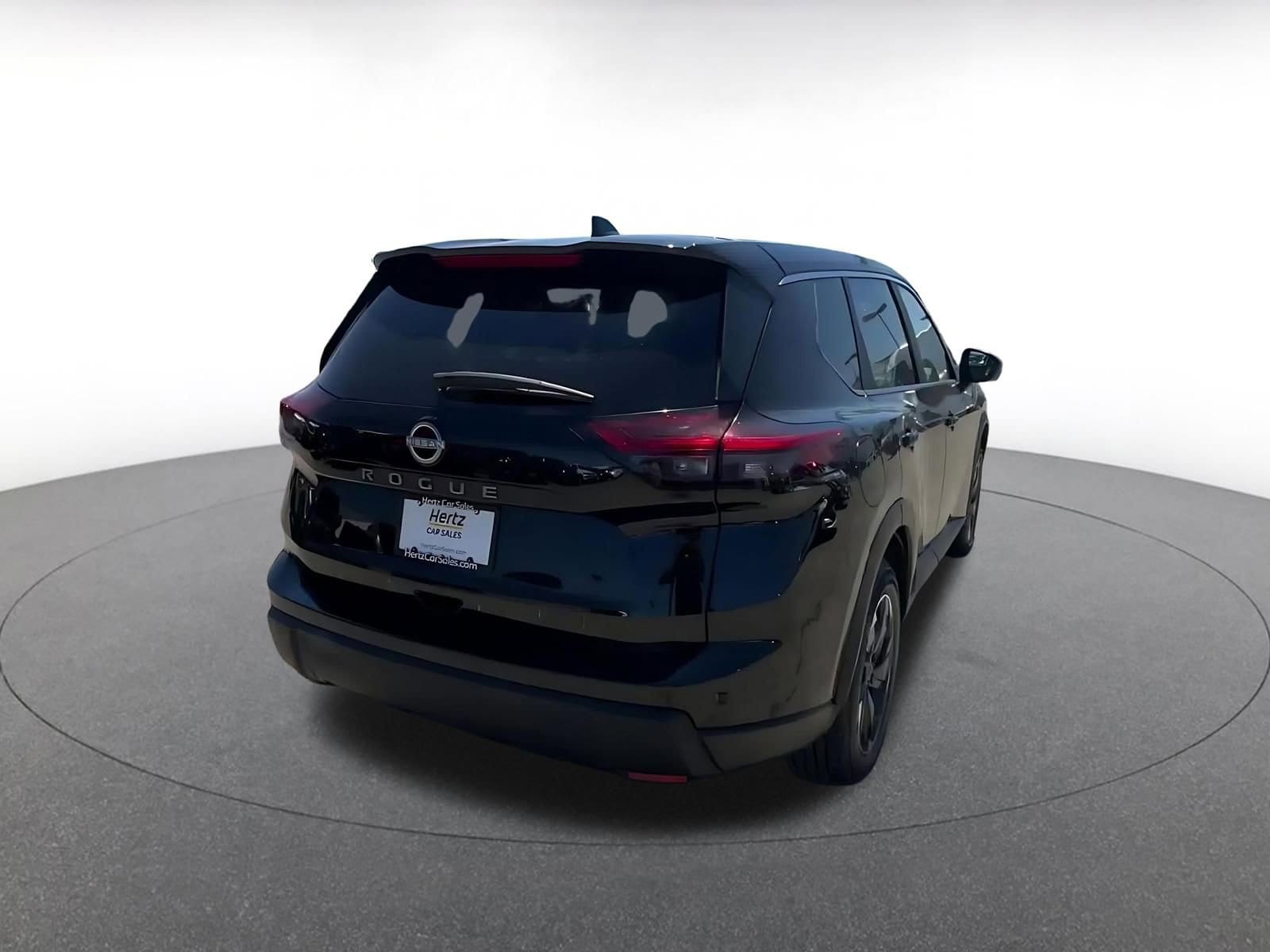 Thumbnail: 2025 Nissan Rogue - 14