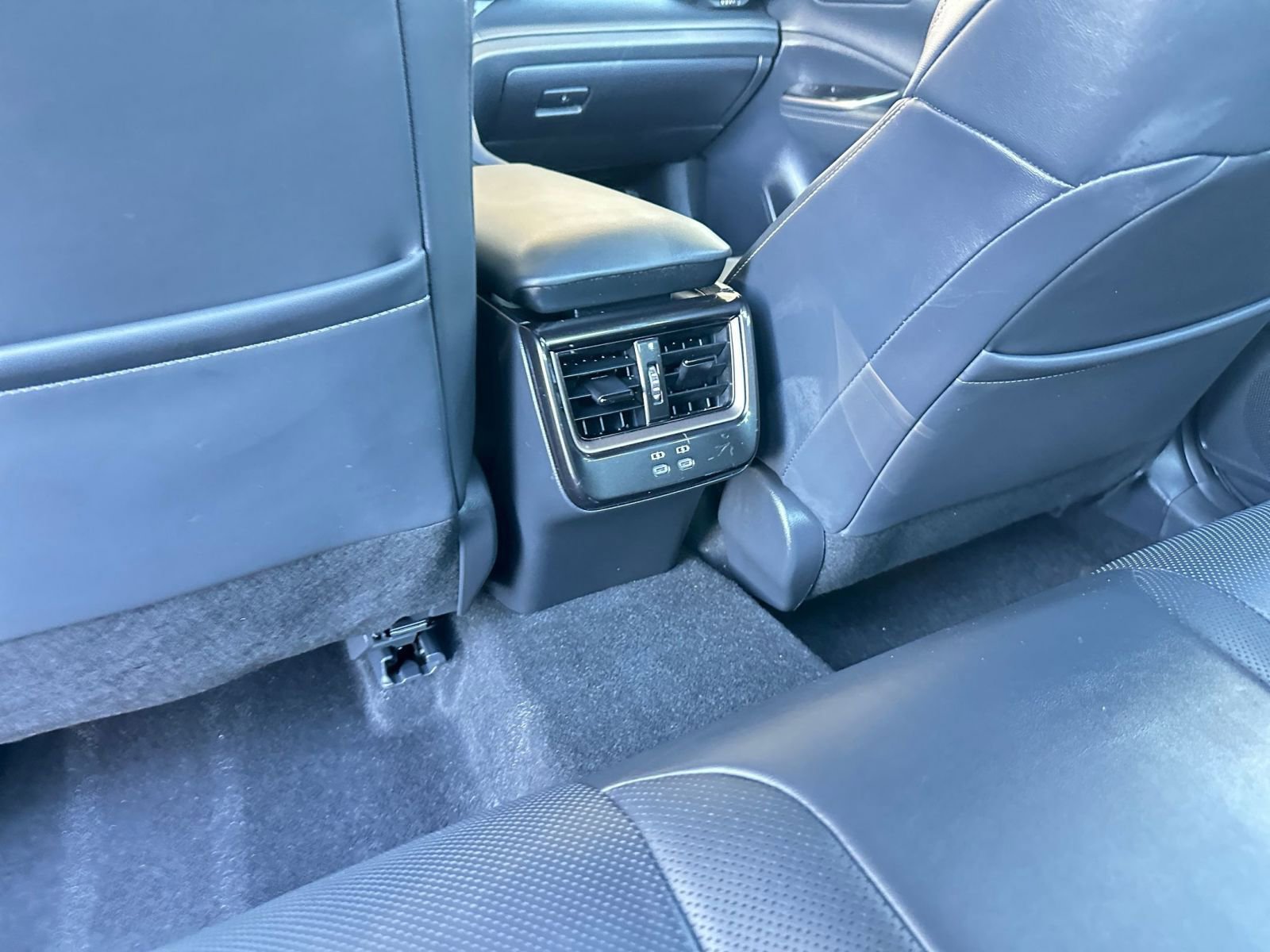 Thumbnail: 2025 Toyota Crown - 24