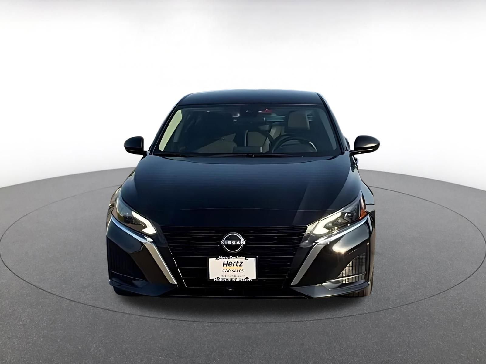 Thumbnail: 2025 Nissan Altima - 4