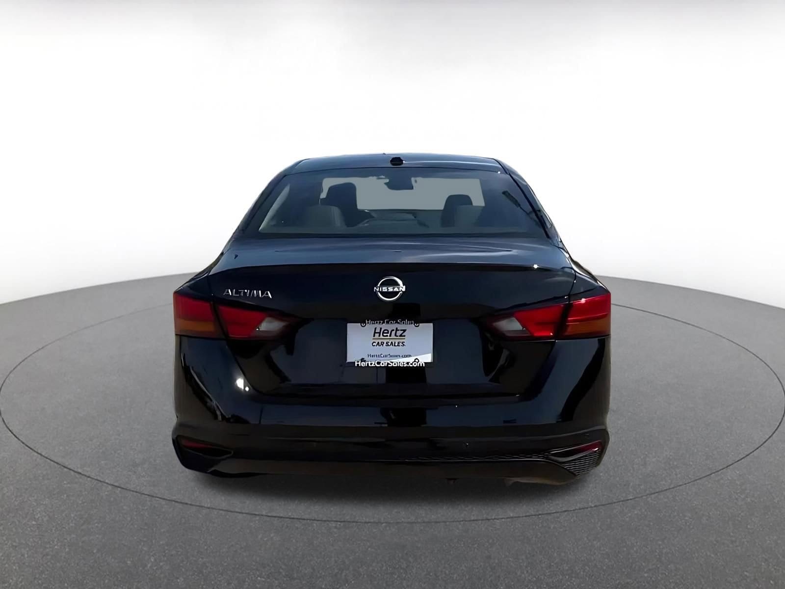 Thumbnail: 2025 Nissan Altima - 12