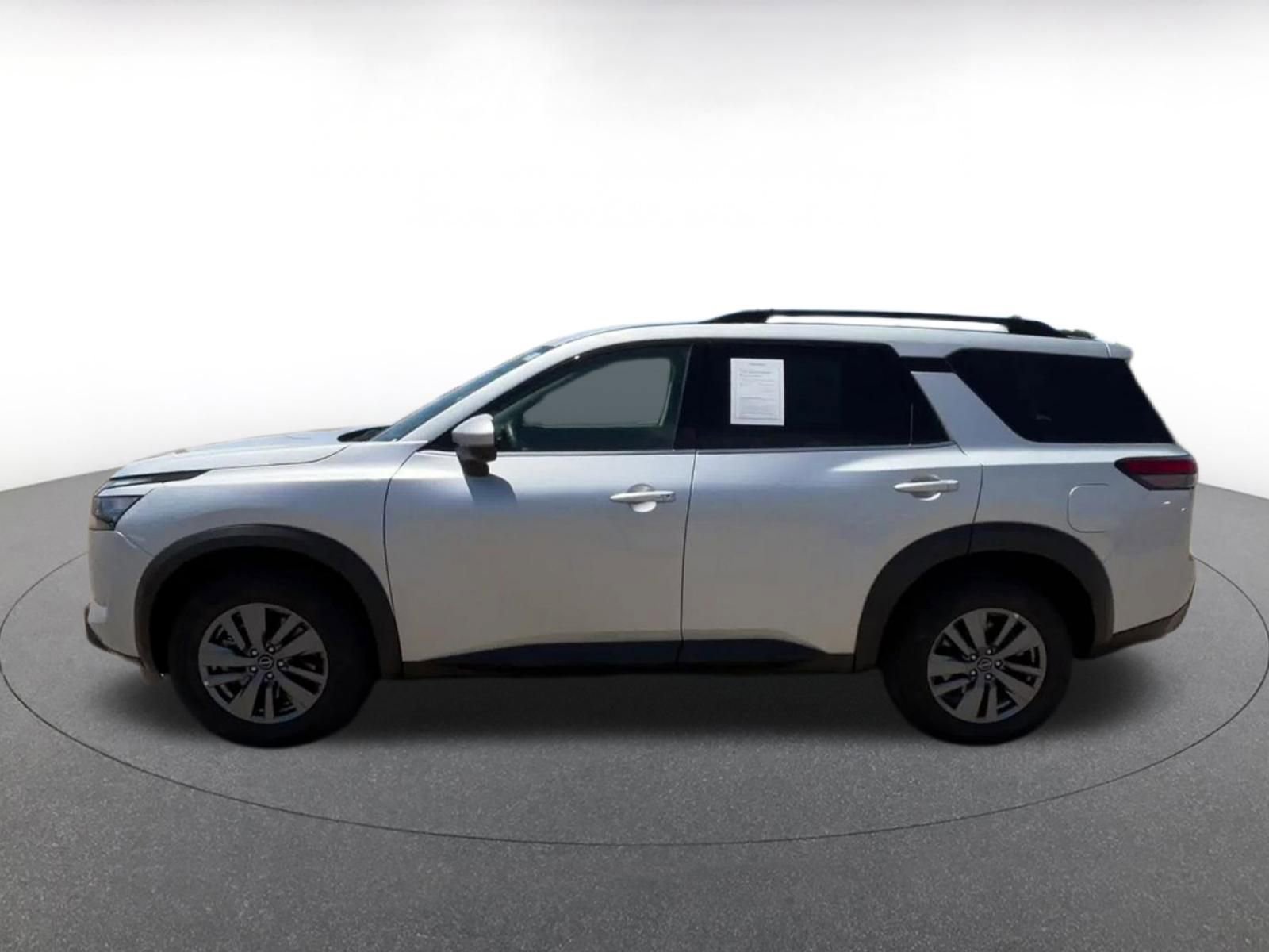 Thumbnail: 2025 Nissan Pathfinder - 9