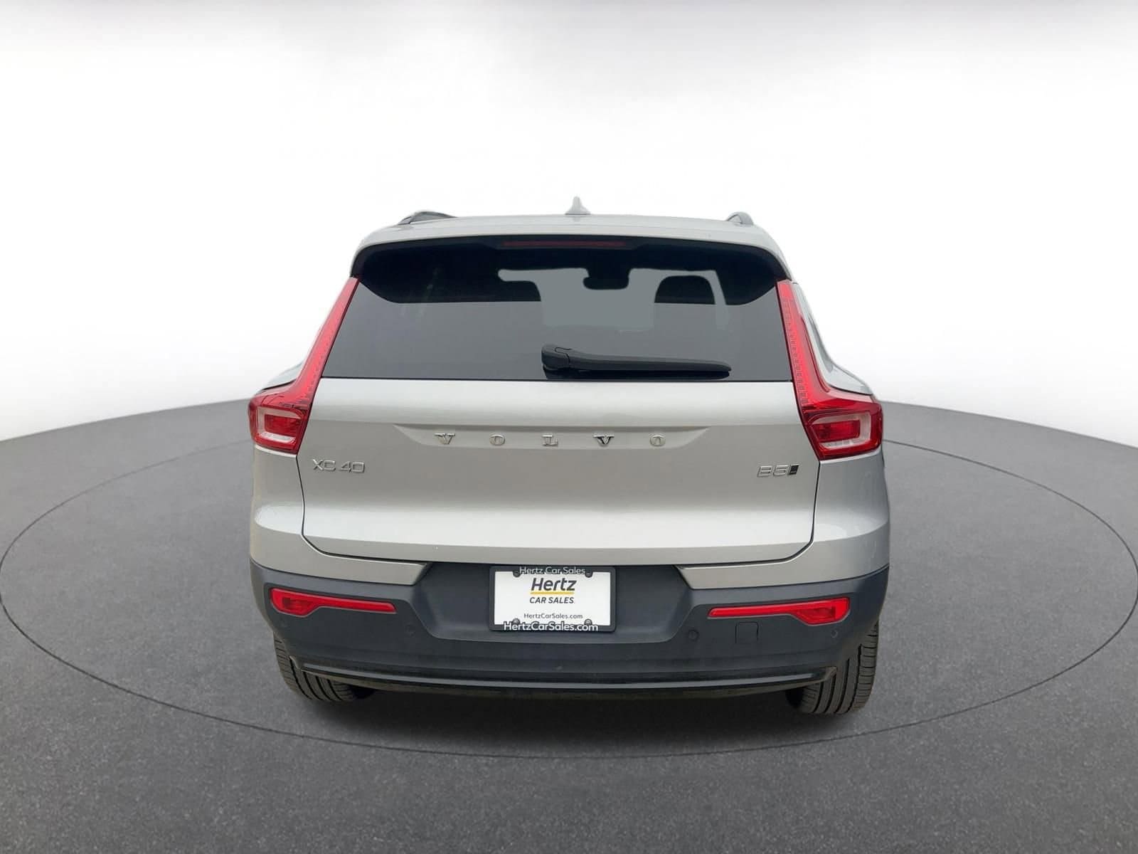 Thumbnail: 2024 Volvo XC40 - 4