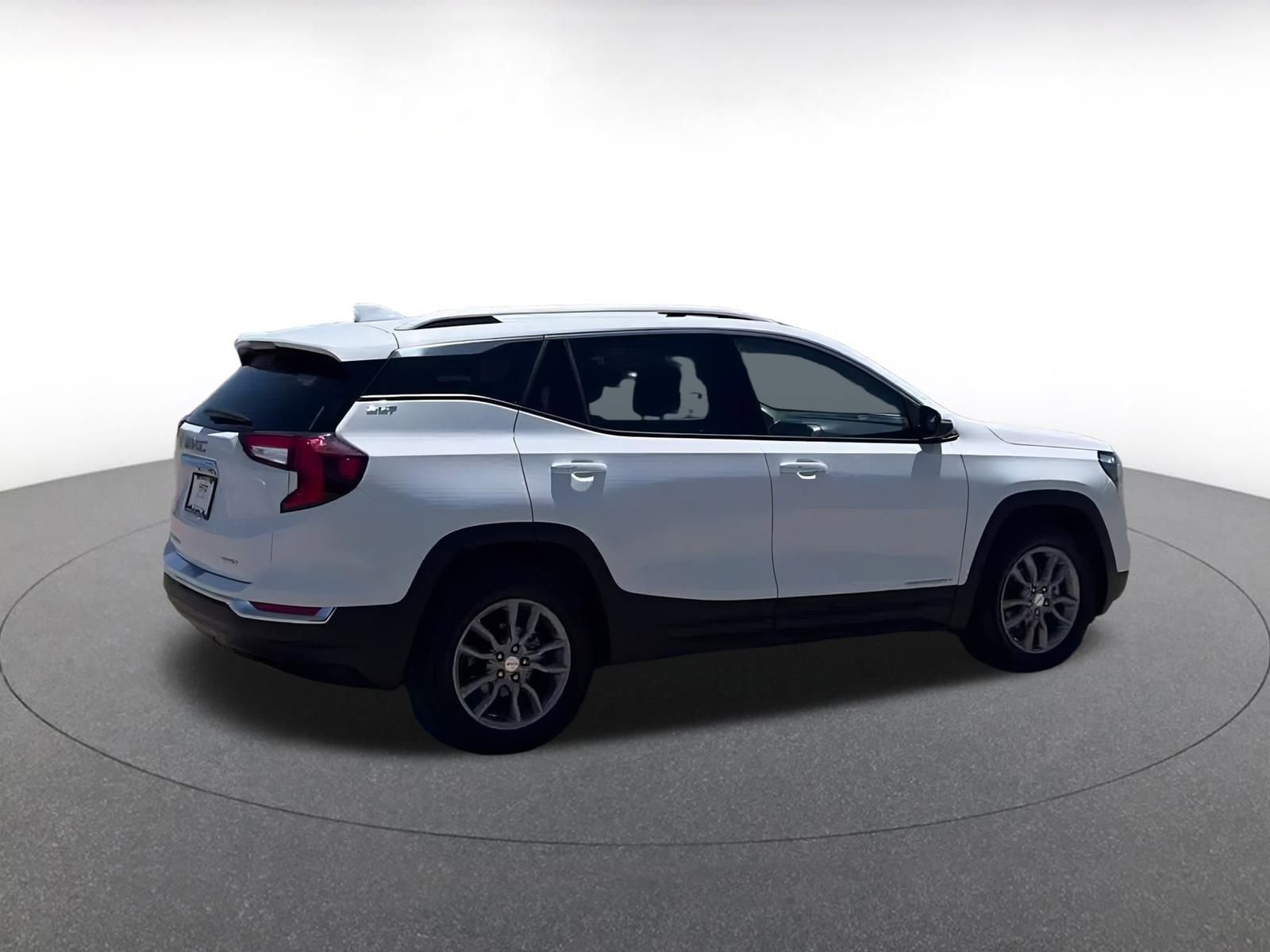 Thumbnail: 2024 GMC Terrain - 15