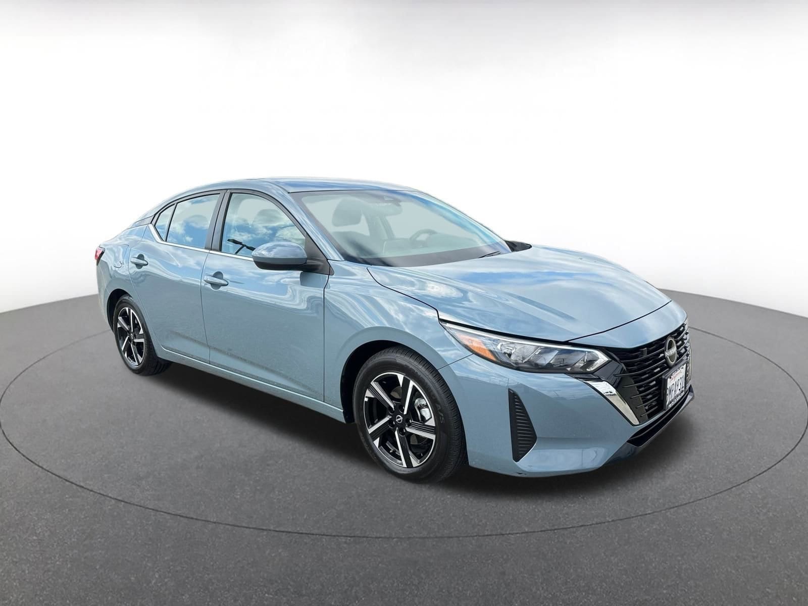 Thumbnail: 2024 Nissan Sentra - 1
