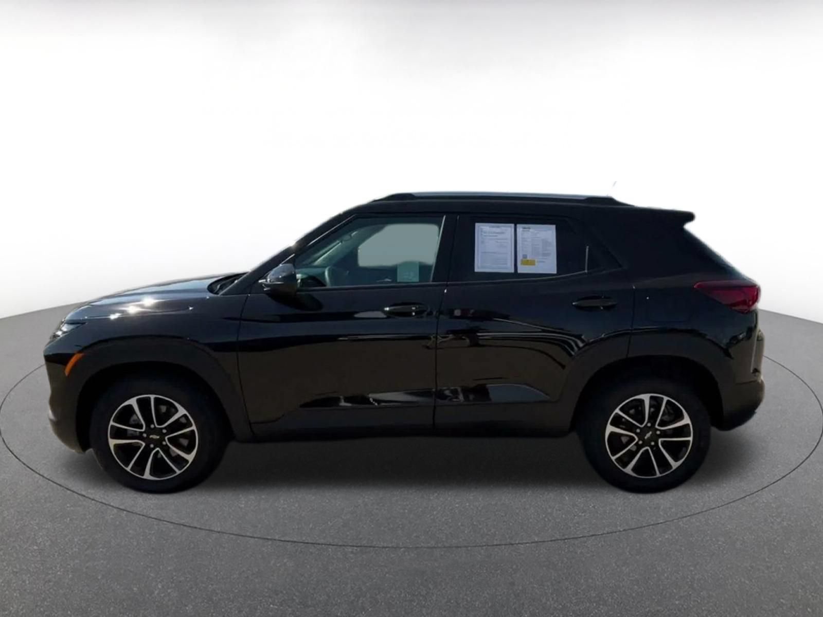 Thumbnail: 2025 Chevrolet TrailBlazer - 8