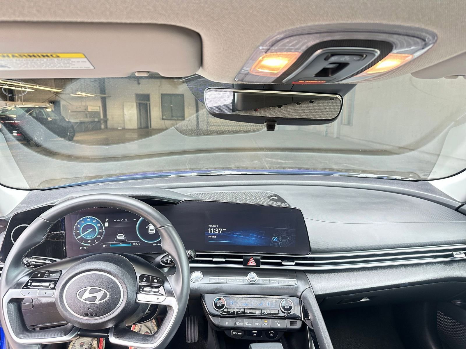 Thumbnail: 2025 Hyundai Elantra - 35