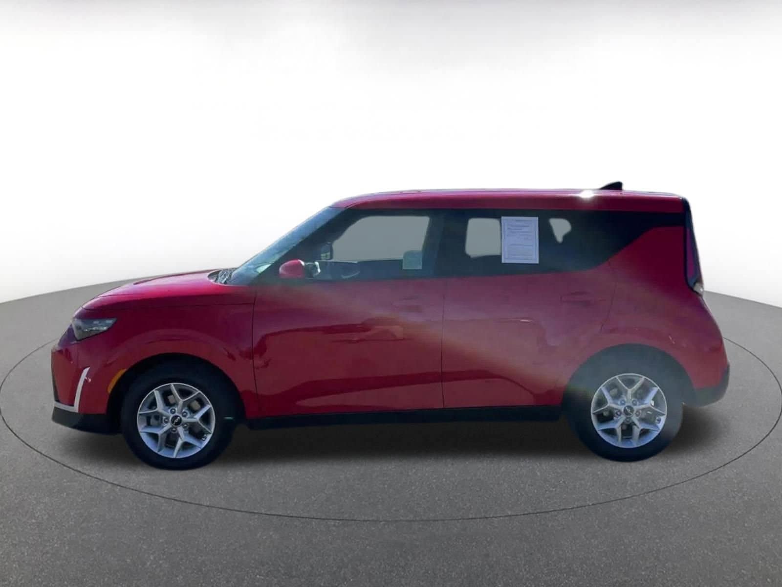 Thumbnail: 2025 Kia Soul - 9