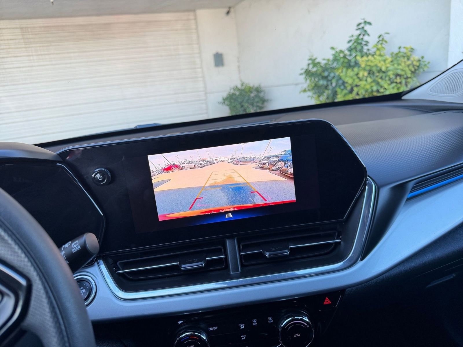 Thumbnail: 2025 Chevrolet Trax - 24