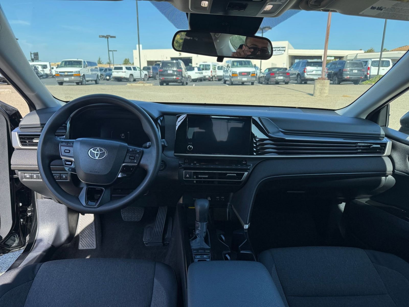 Thumbnail: 2025 Toyota Camry - 33