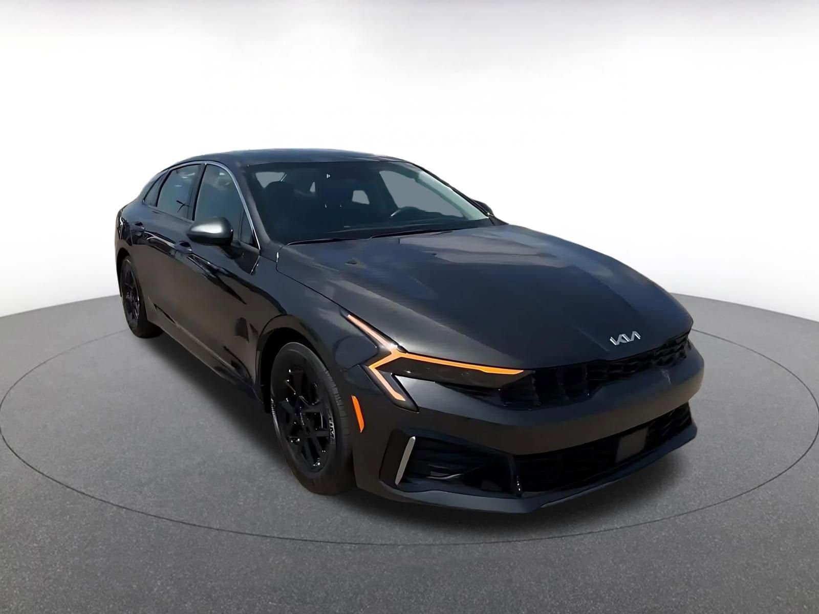 Thumbnail: 2025 Kia K5 - 3