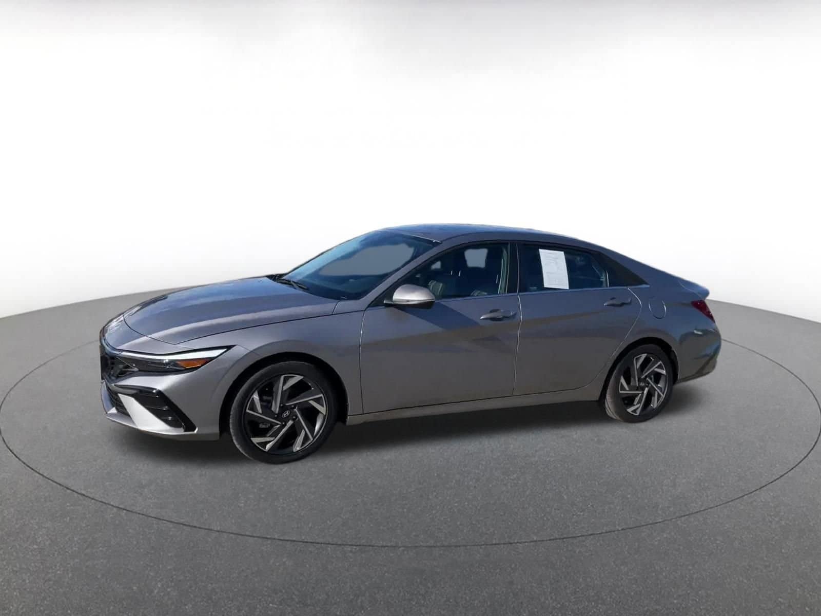 Thumbnail: 2025 Hyundai Elantra - 8