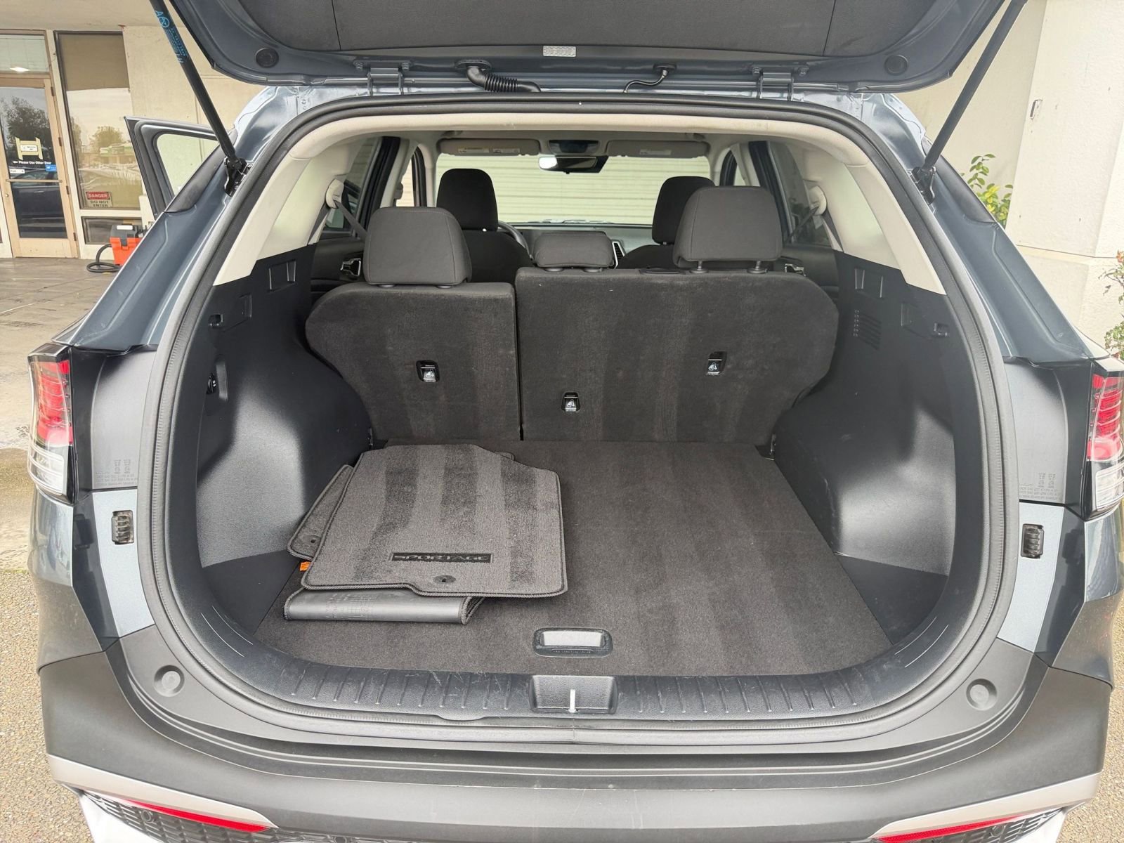 Thumbnail: 2025 Kia Sportage - 31