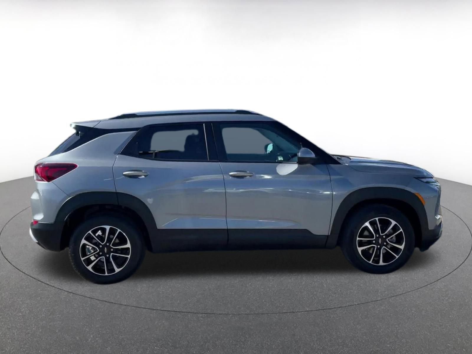 Thumbnail: 2025 Chevrolet TrailBlazer - 16