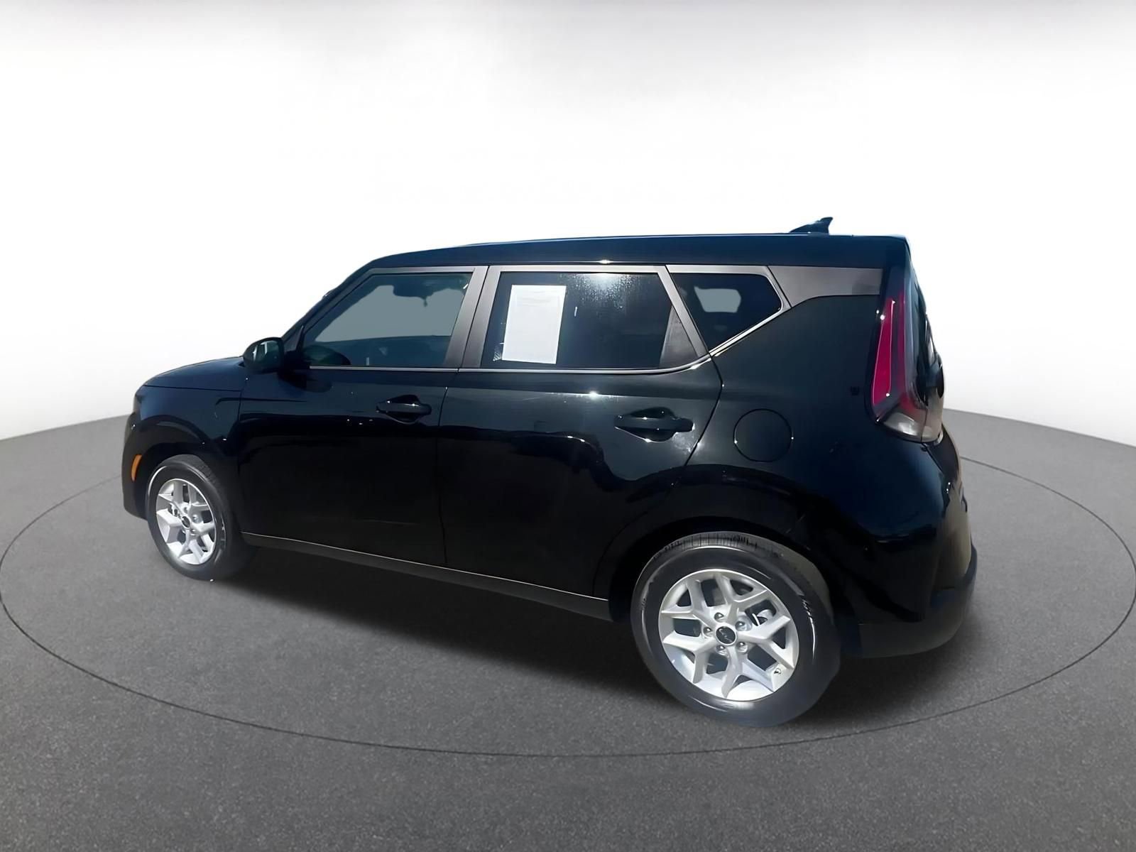 Thumbnail: 2025 Kia Soul - 10