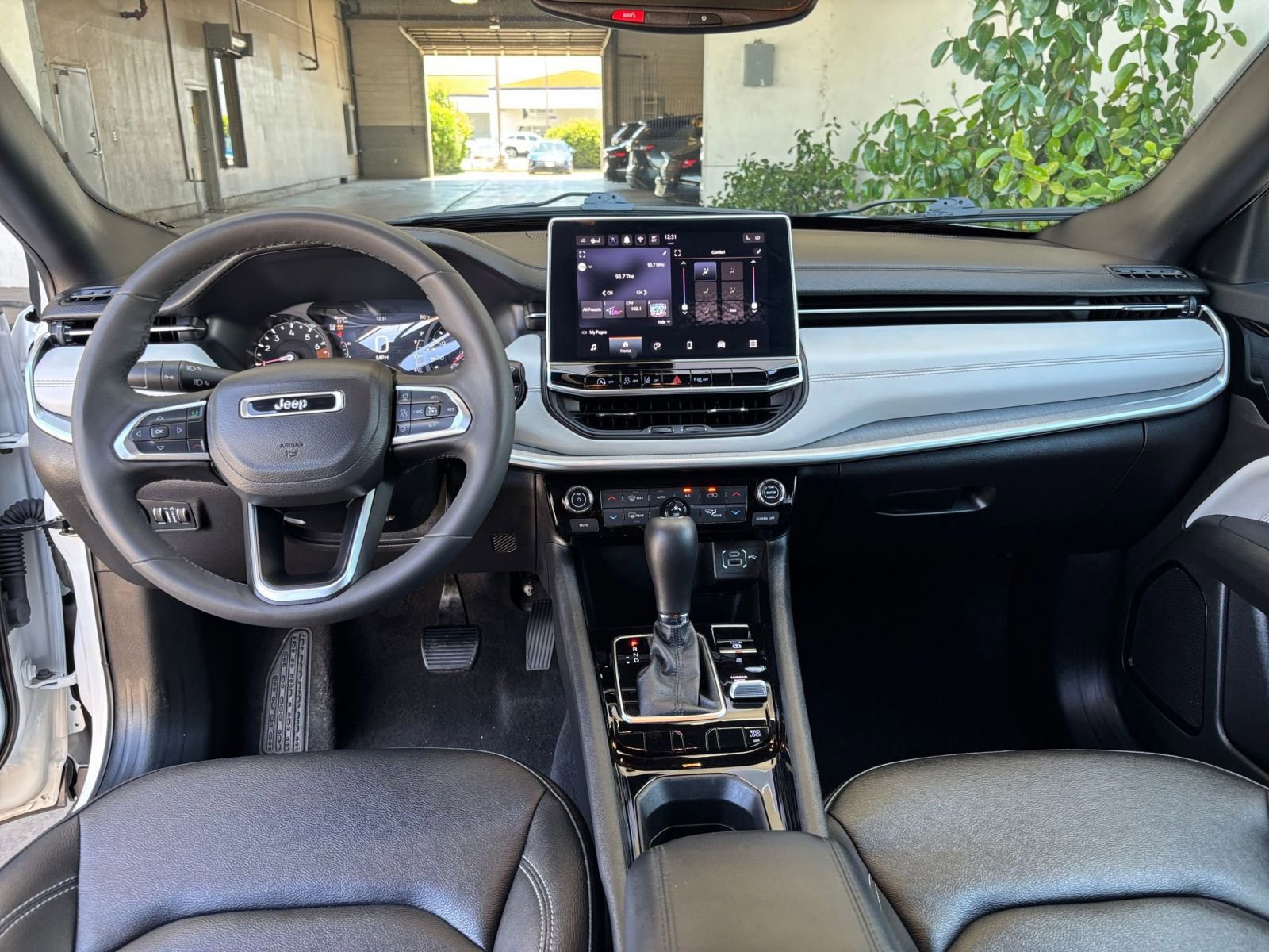 Thumbnail: 2025 Jeep Compass - 34