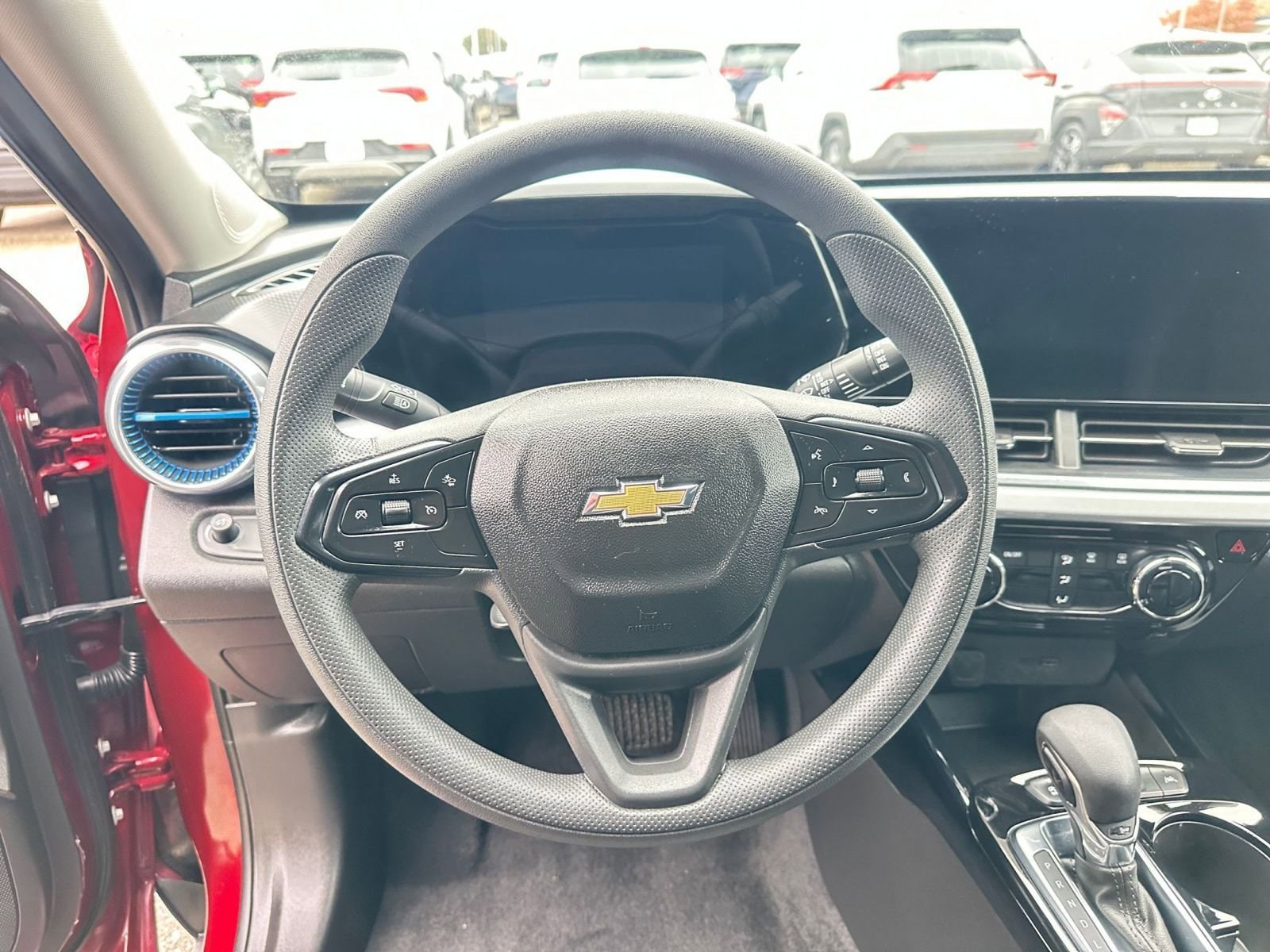 Thumbnail: 2025 Chevrolet Trax - 28