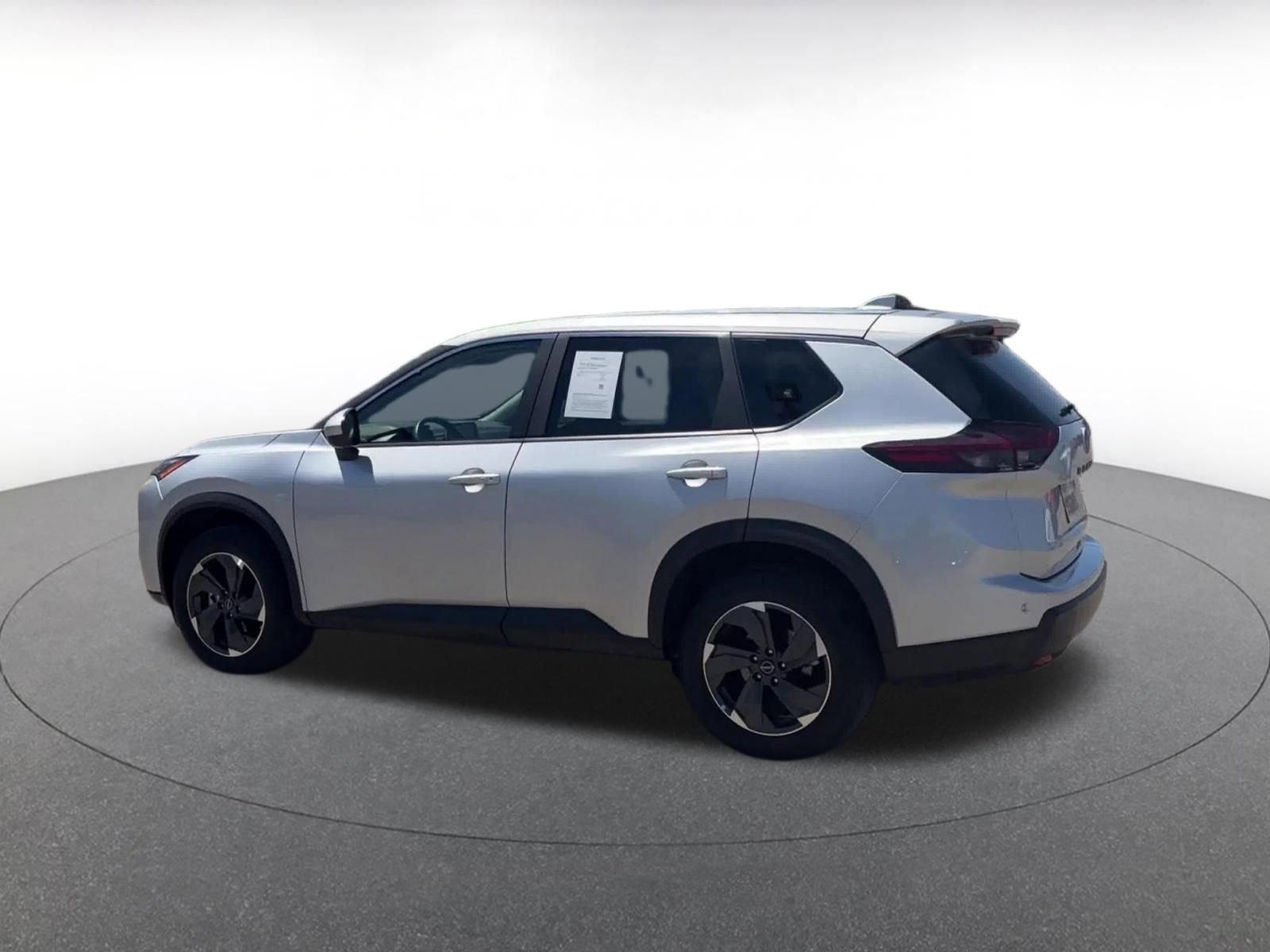 Thumbnail: 2025 Nissan Rogue - 10