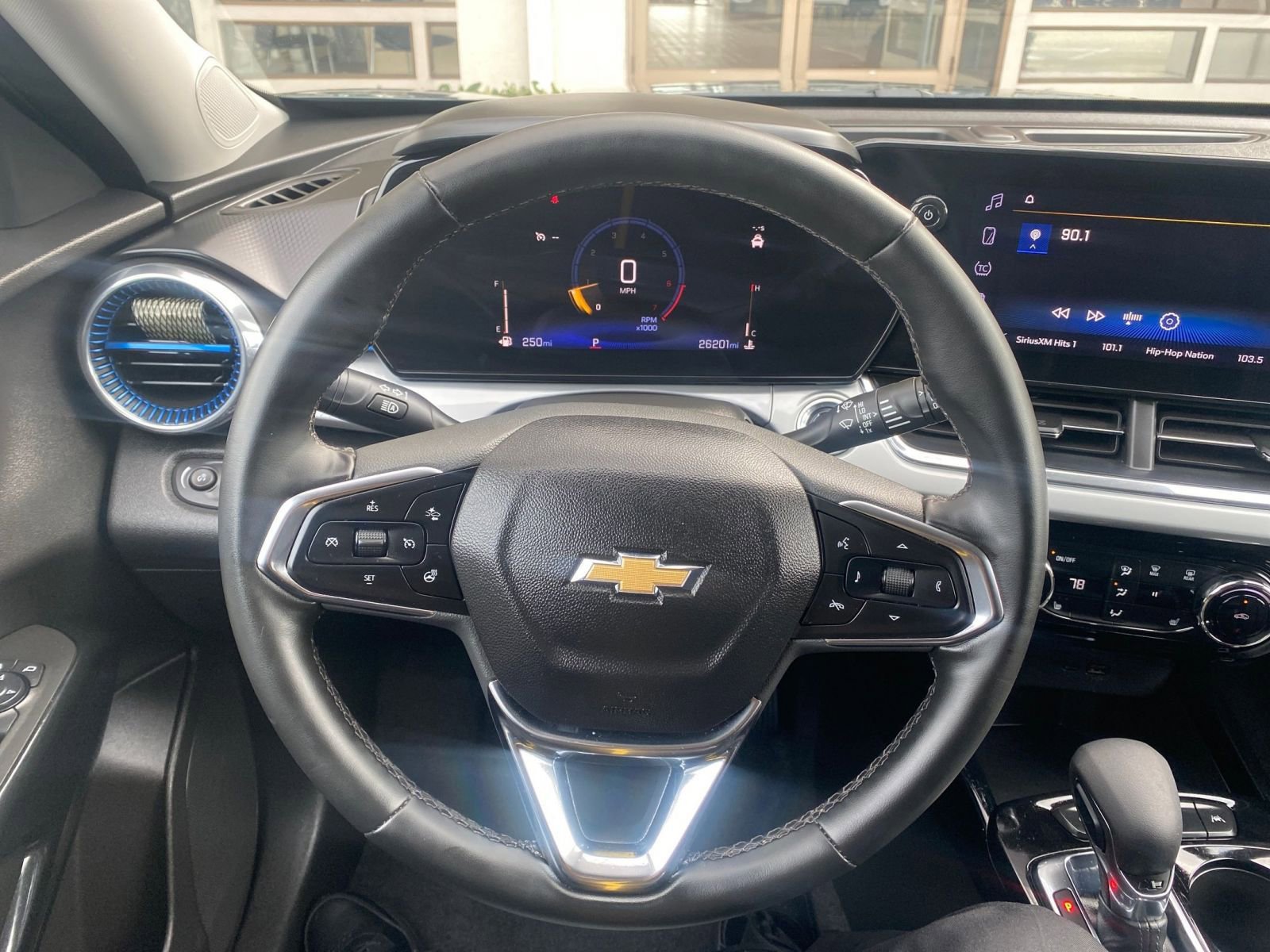 Thumbnail: 2025 Chevrolet Trax - 29