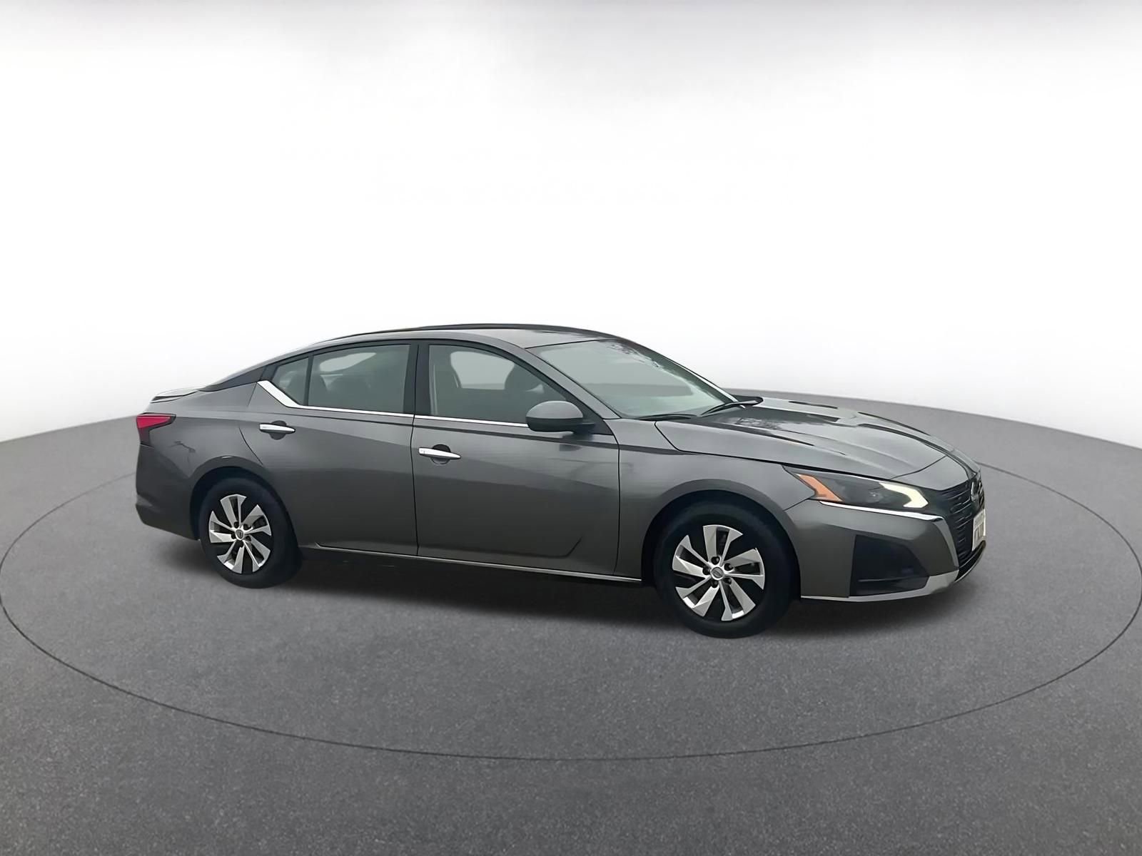 Thumbnail: 2023 Nissan Altima - 2