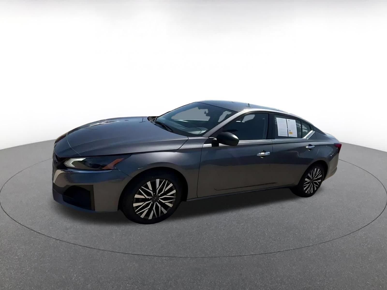 Thumbnail: 2025 Nissan Altima - 6